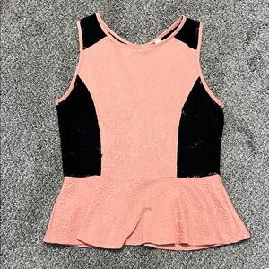 Tyche Peach and Black Lace Patterned Tank Top